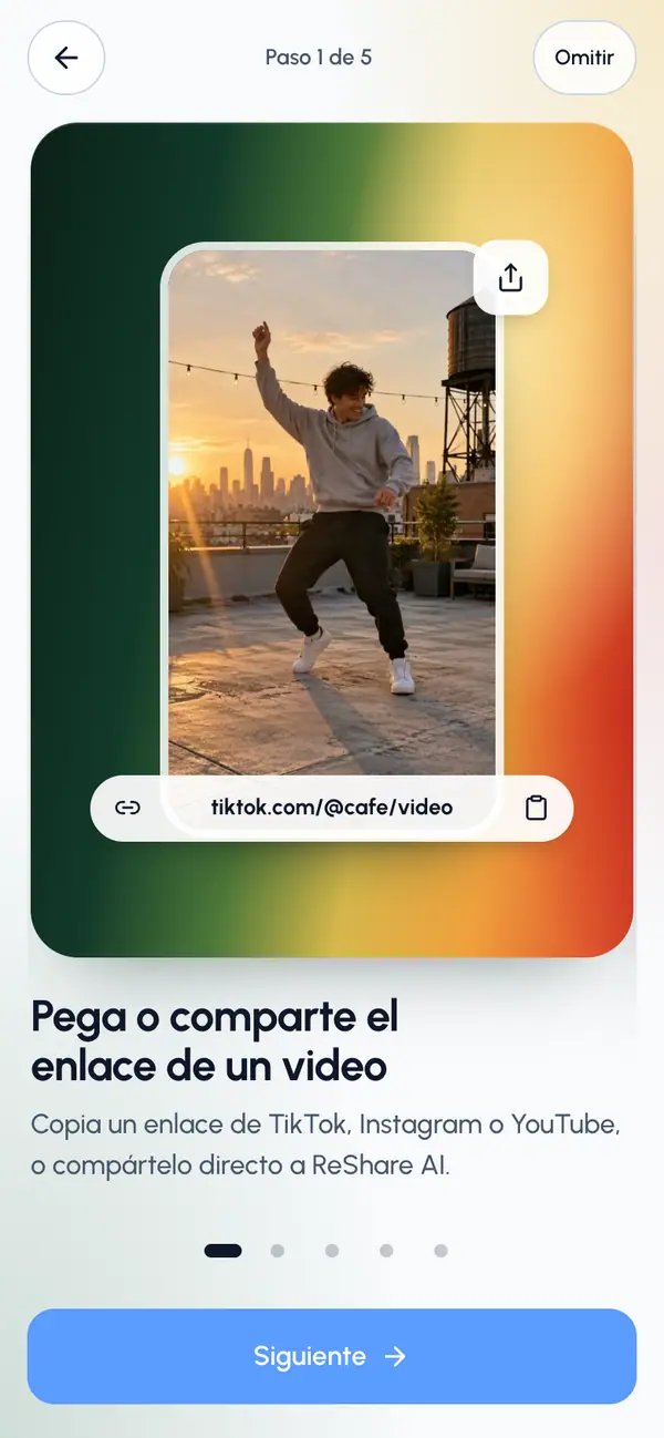 Desliza las cinco pantallas del recorrido o toca Siguiente. Toca Atrás para volver, u Omitir para saltarte el resto.
